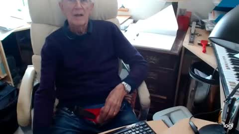 Snapshot of rolydawe chatting on September 11, 3:22 pm rolydawe online show from September 11, 3:22 pm