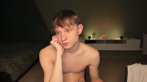 Romeo online show from December 19, 10:32 pm