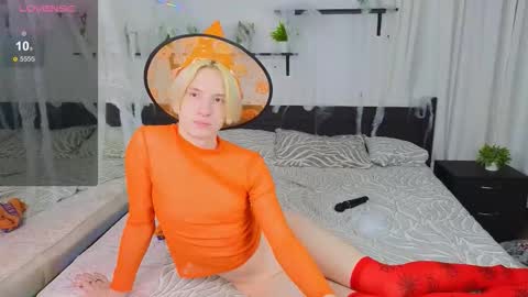 ron vilsx online show from October 31, 10:40 am