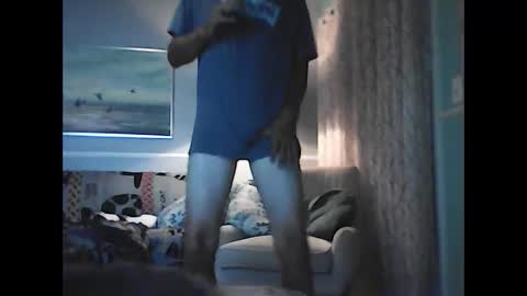 Snapshot of ronvlv chatting on October 4, 3:44 am ronvlv online show from October 4, 3:44 am