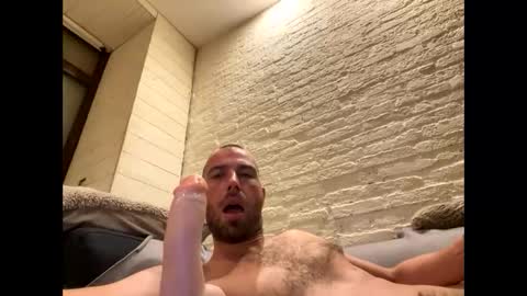 rotteei1 online show from October 4, 4:50 am