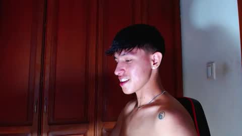 rowanboy23 online show from September 16, 4:13 am