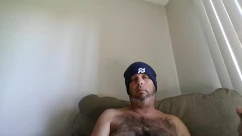 rubbingoneout714 online show from January 1, 4:29 pm