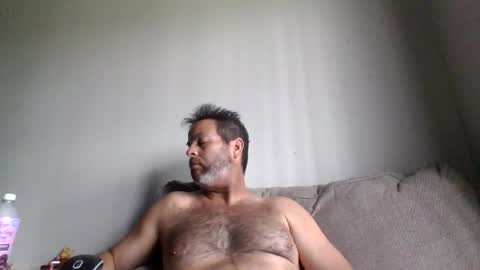rubbingoneout714 online show from May 25, 4:02 pm