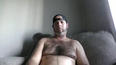 rubbingoneout714 online show from December 16, 11:07 pm