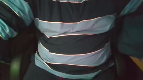 Snapshot of ruben90mr chatting on February 24, 12:41 am ruben90mr online show from February 24, 12:41 am