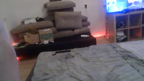 nick online show from December 13, 10:38 pm