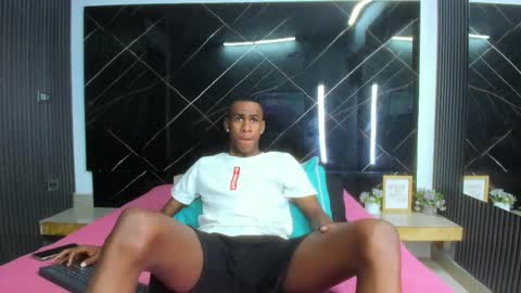 Runnix  online show from September 24, 9:24 pm