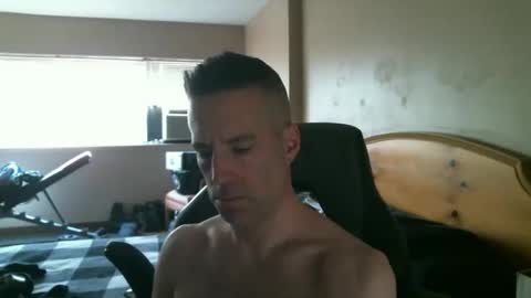 rustic_cuse_777 online show from October 29, 3:48 pm