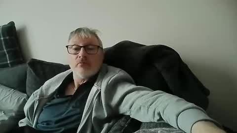 rusty69x online show from December 30, 9:27 am