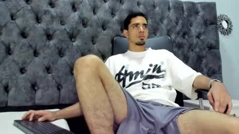 Snapshot of ryan_paterson chatting on March 11, 8:42 pm Ryan online show from March 11, 8:42 pm