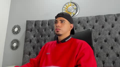 Snapshot of ryan_paterson chatting on February 5, 7:53 pm Ryan online show from February 5, 7:53 pm