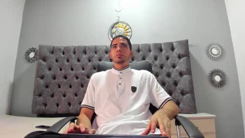 Snapshot of ryan_paterson chatting on January 24, 7:28 pm Ryan online show from January 24, 7:28 pm