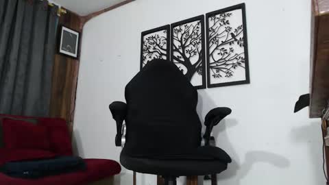 Ryan Ruggero online show from January 19, 12:02 am