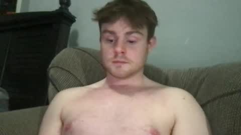 ryanhung_57 online show from April 8, 3:07 am