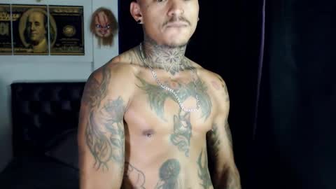 Snapshot of ryder_hotskin chatting on October 15, 10:17 pm ryder_hotskin online show from October 15, 10:17 pm