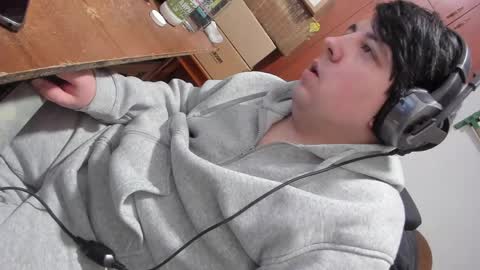 1141323  my Lord Mister Max   moms treasure online show from March 22, 10:48 pm