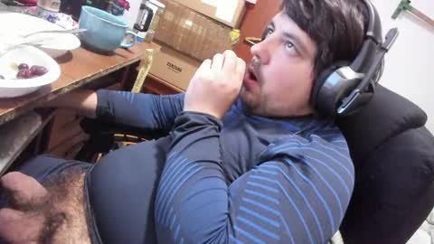 1141323  my Lord Mister Max   moms treasure online show from July 11, 5:59 pm