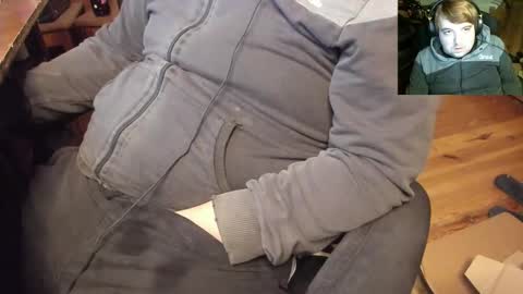 1141323  my Lord Mister Max   moms treasure online show from September 22, 7:24 pm