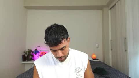 Sag online show from February 25, 8:21 pm