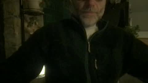 saint009 online show from April 19, 8:55 pm