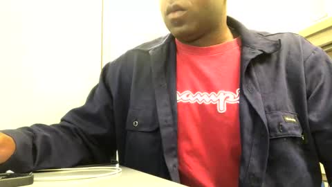 Snapshot of salgozzi chatting on September 29, 3:30 pm Cum Hanks online show from September 29, 3:30 pm