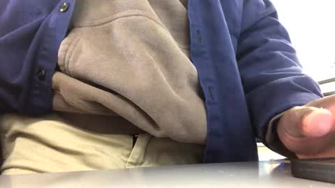 Snapshot of salgozzi chatting on October 18, 1:49 pm Cum Hanks online show from October 18, 1:49 pm