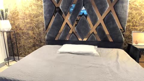 SALVATORE online show from January 31, 11:24 am