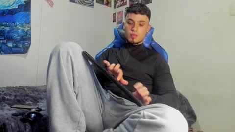   online show from November 19, 12:43 am