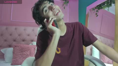 salvatore  online show from January 11, 9:25 pm