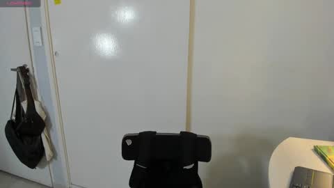 salvatore_montt online show from March 9, 3:34 am