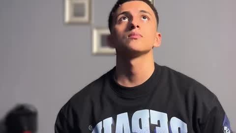 Salvatore online show from March 2, 7:15 am