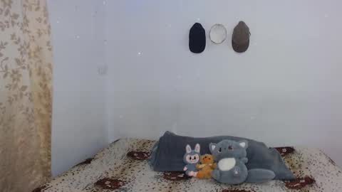 sam__cute online show from December 16, 3:24 am