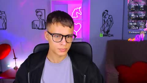 Sam online show from September 23, 7:24 pm