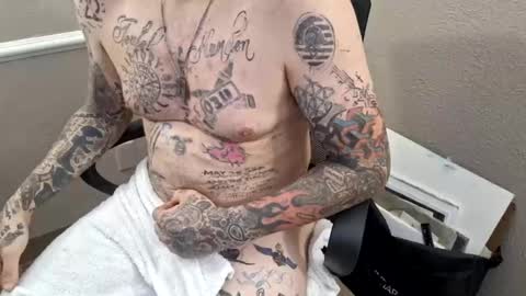 Snapshot of samboiamtho chatting on February 20, 6:17 am samboiamtho online show from February 20, 6:17 am