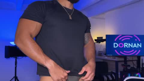 Sam Dornan online show from December 22, 2:06 am