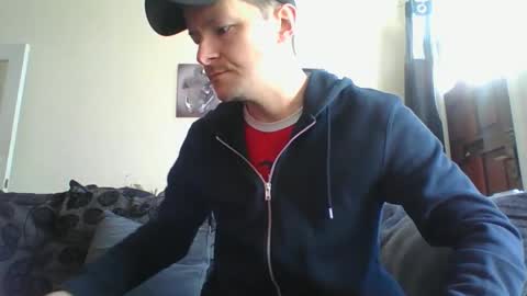 sexy lad looking for fun online show from February 6, 11:43 am