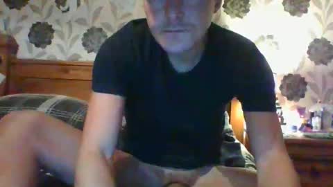 sexy lad looking for fun online show from November 30, 4:09 pm