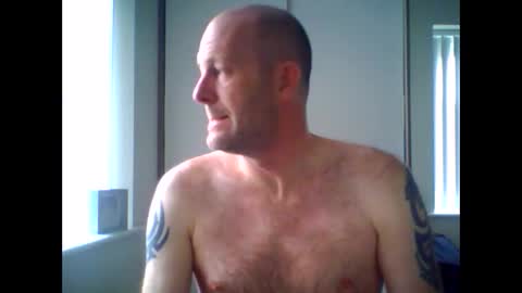 Snapshot of sammyb1821 chatting on March 10, 8:50 am sammyb1821 online show from March 10, 8:50 am