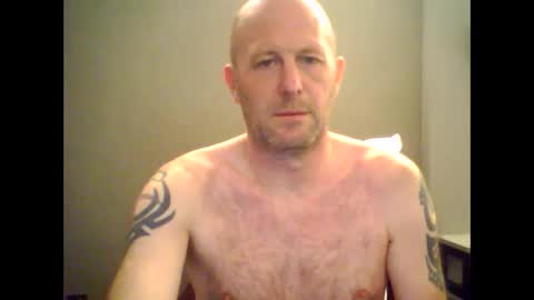 Snapshot of sammyb1821 chatting on February 24, 3:20 pm sammyb1821 online show from February 24, 3:20 pm