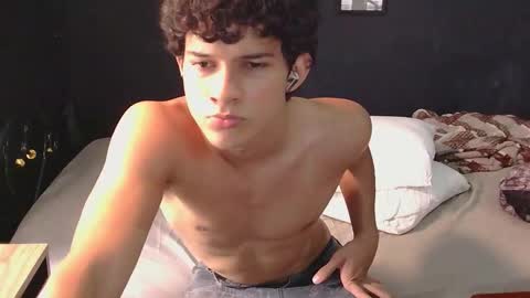 samuel_hills_ii online show from October 3, 7:41 pm