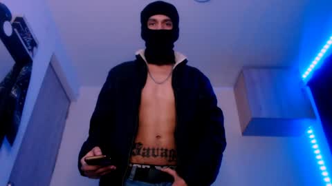 Snapshot of samuel_suarez chatting on February 7, 8:01 am   online show from February 7, 8:01 am