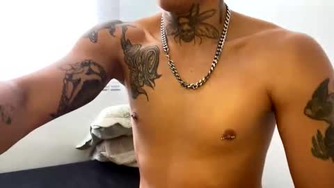 Snapshot of samuel_terra chatting on October 15, 3:08 pm Samuel terra online show from October 15, 3:08 pm