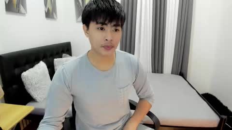 Sam online show from October 9, 8:25 pm