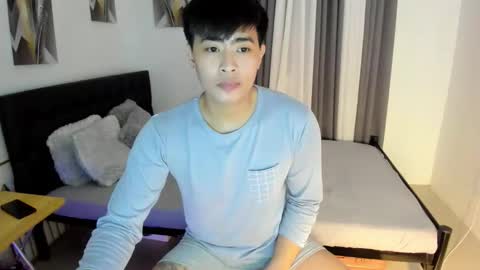 Sam online show from November 21, 8:30 pm