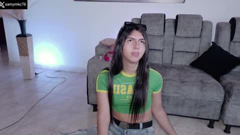 samymelo online show from November 5, 9:06 pm