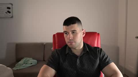 Sandow online show from March 24, 8:24 pm