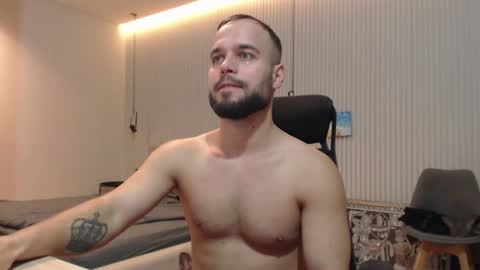 DeAlex online show from November 20, 6:18 pm