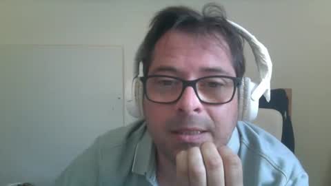 sandrolickyou online show from April 26, 8:45 am