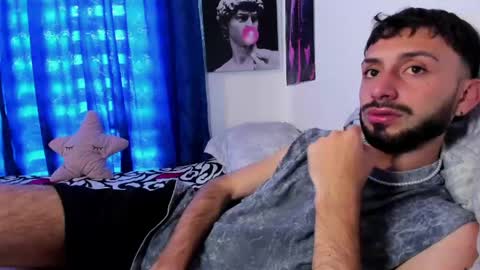 Santi online show from May 31, 7:04 pm